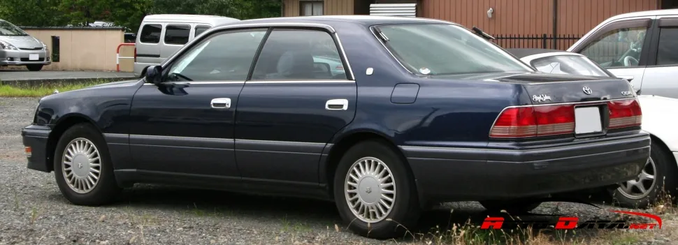Toyota Crown X Royal (S150, facelift 1997)