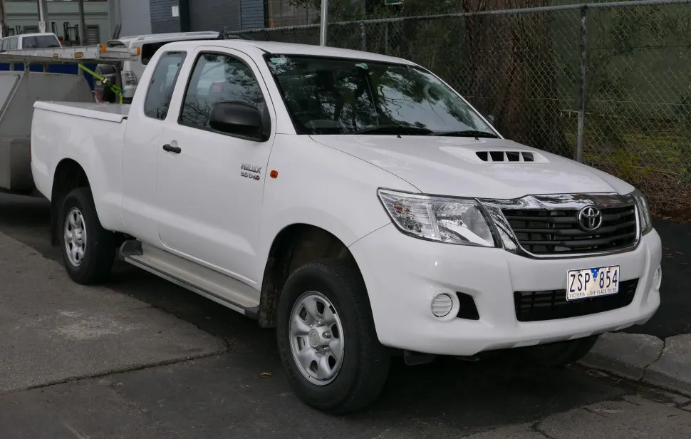 Toyota Hilux Extra Cab VII (facelift 2011)