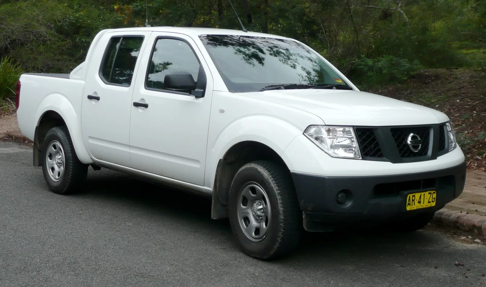Nissan Navara III (D40)