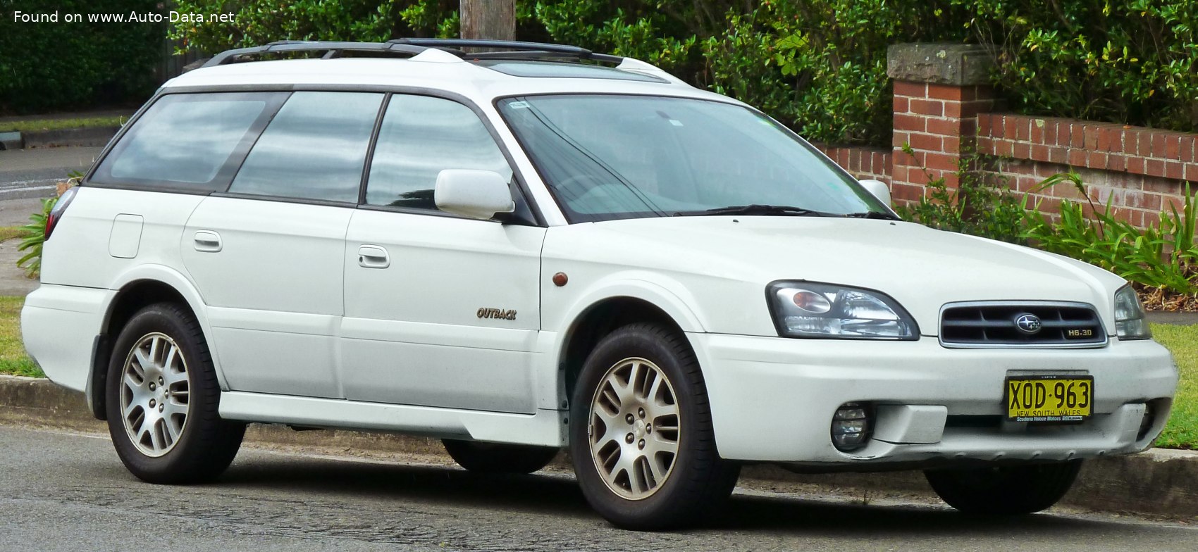 Subaru Outback II (BE, BH)