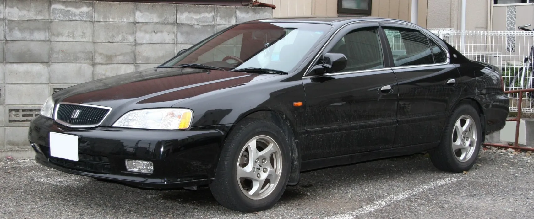 Honda Saber (UA4)