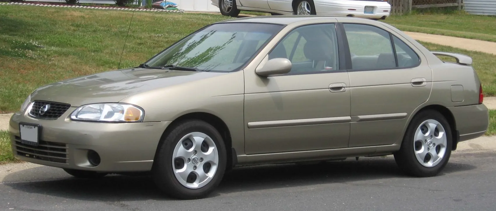 Nissan Sentra (B15)