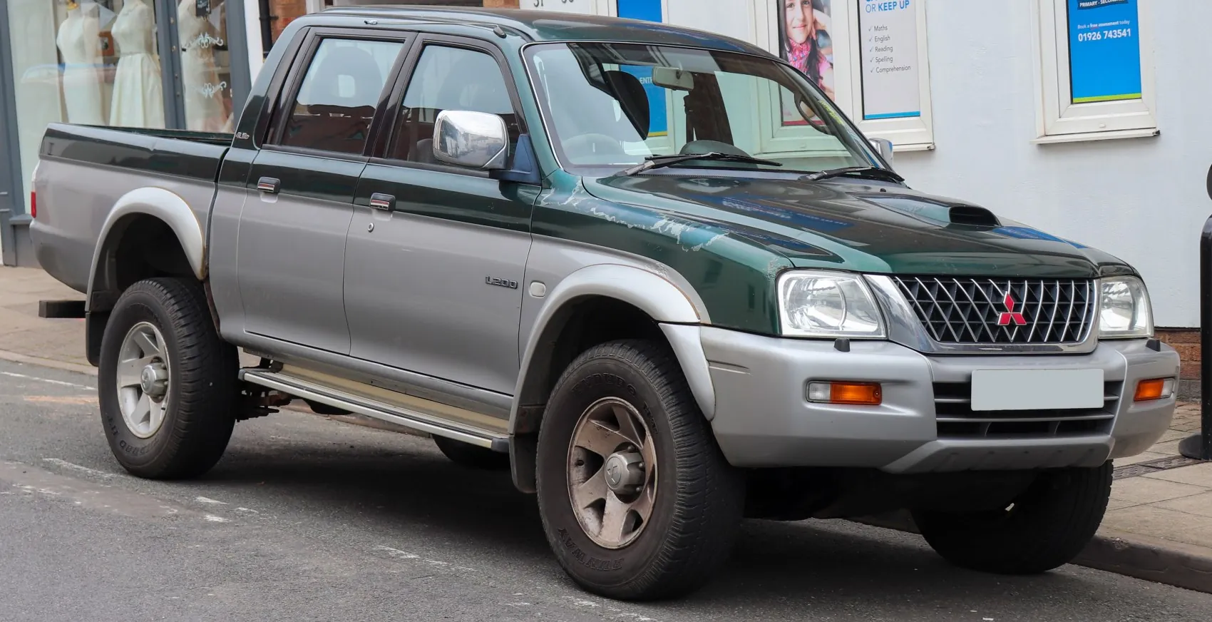Mitsubishi L200 III Double Cab