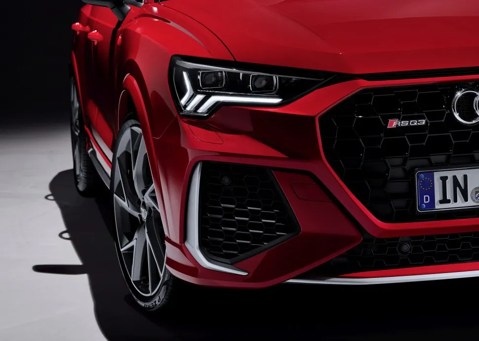Audi RSQ3 (F3)