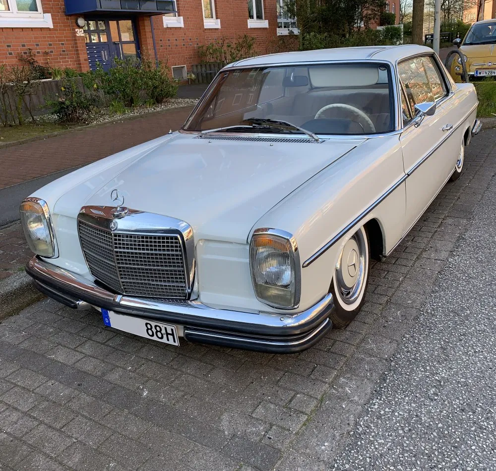Mercedes-Benz /8 Coupe (W114)