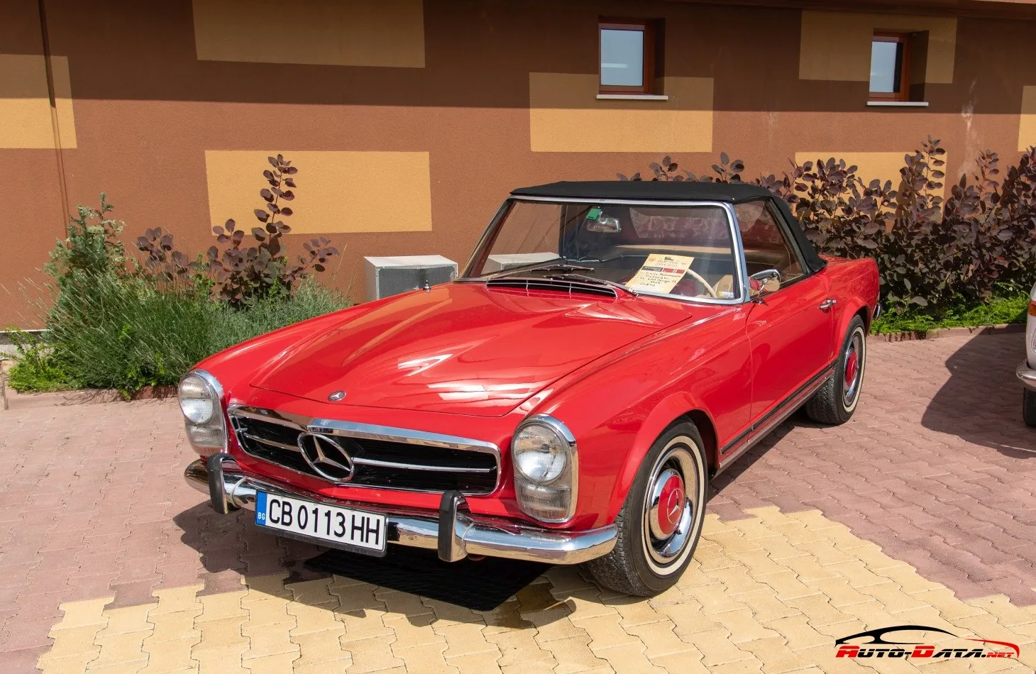 Mercedes-Benz SL (W113)