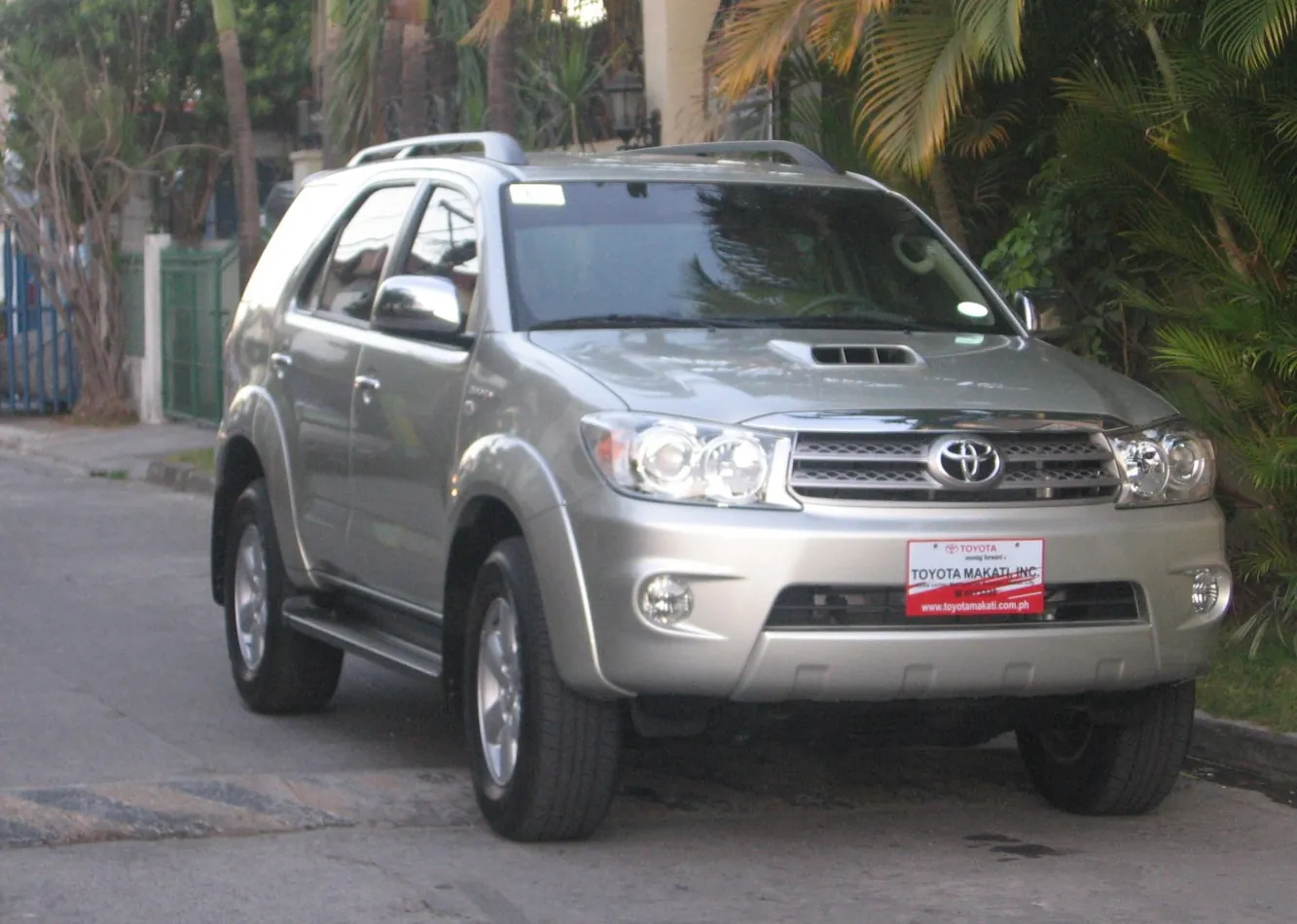 Toyota Fortuner I (facelift 2008)
