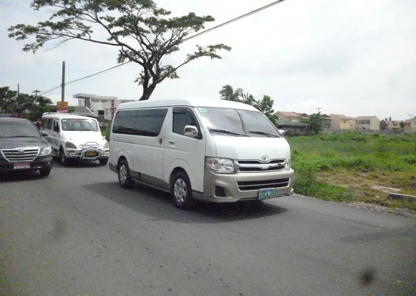 Toyota HiAce V (H200, facelift 2010) Van Long 5 Door