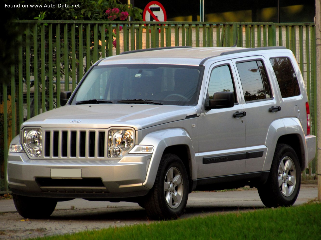 Jeep Cherokee IV (KK)