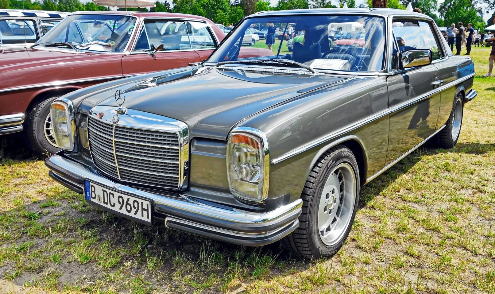 Mercedes-Benz /8 Coupe (W114, facelift 1973)