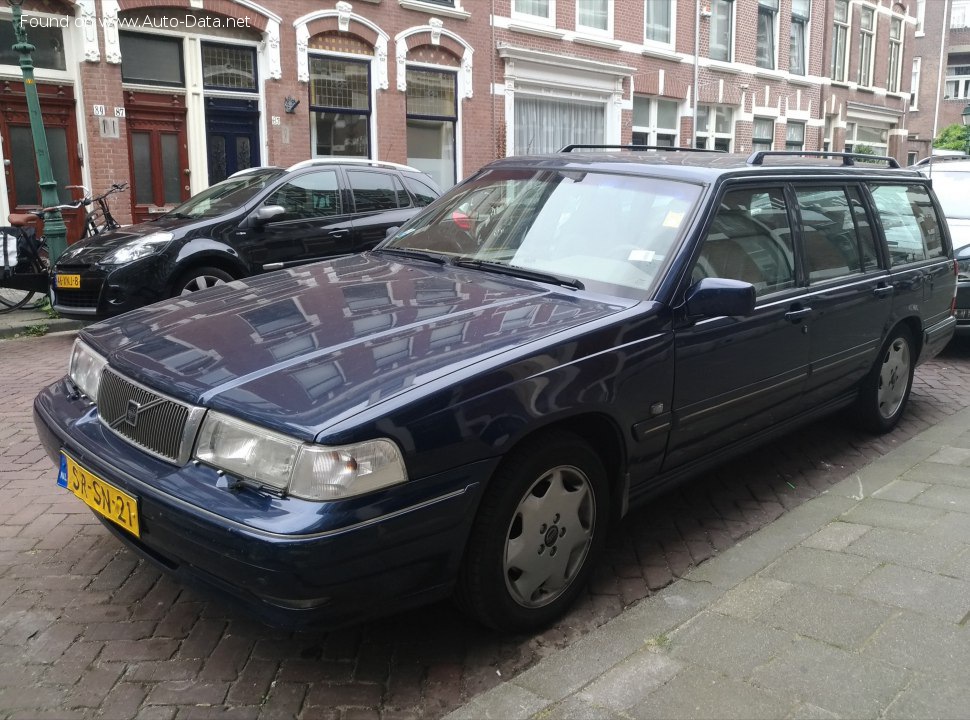 Volvo V90