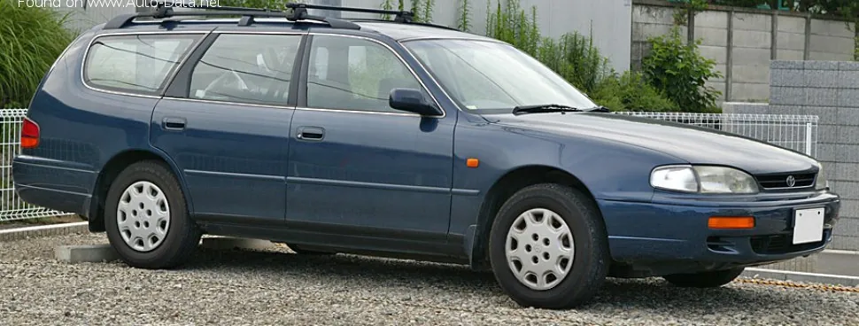 Toyota Scepter SW (V15)