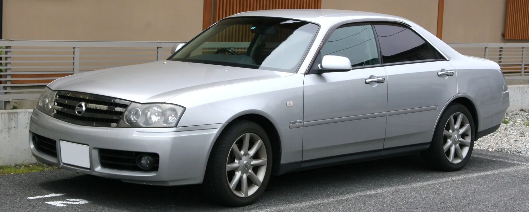 Nissan Gloria (Y34)