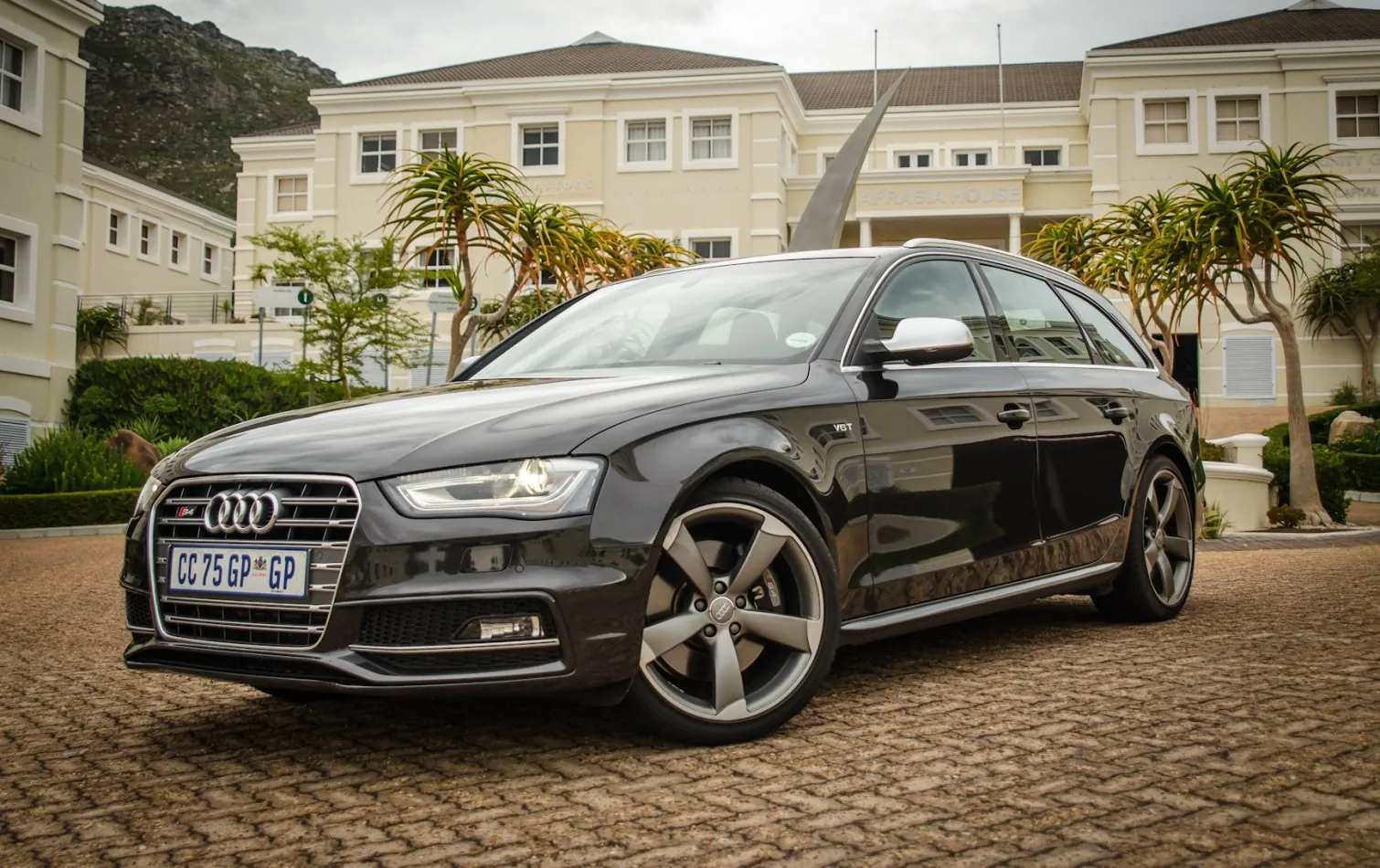 Audi S4 Avant (B8, facelift 2011)