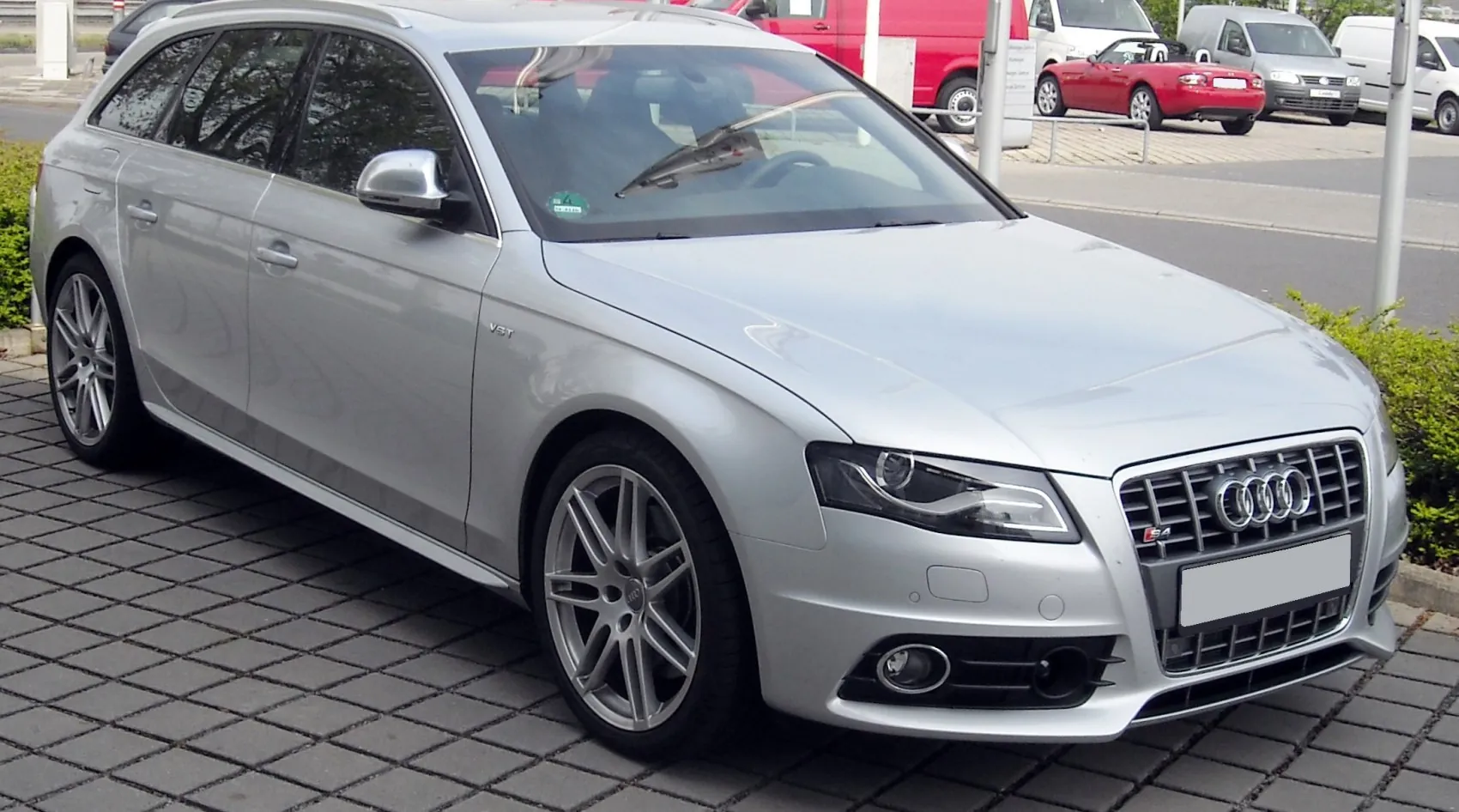 Audi S4 Avant (B8)