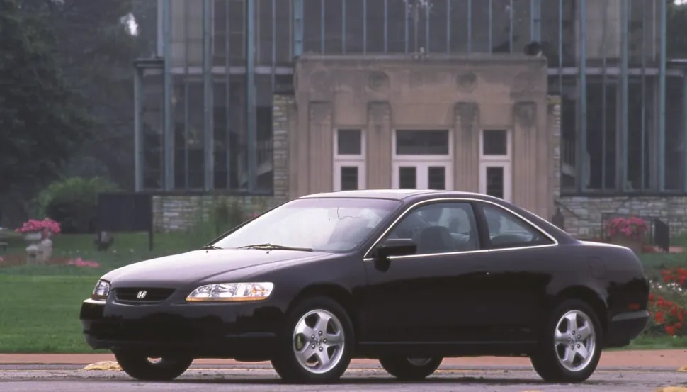 Honda Accord VI Coupe
