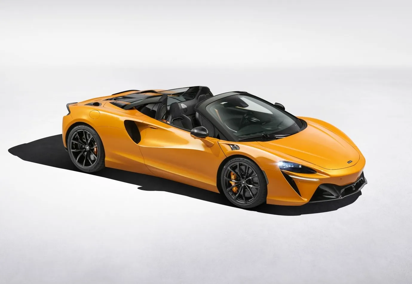 McLaren Artura Spider