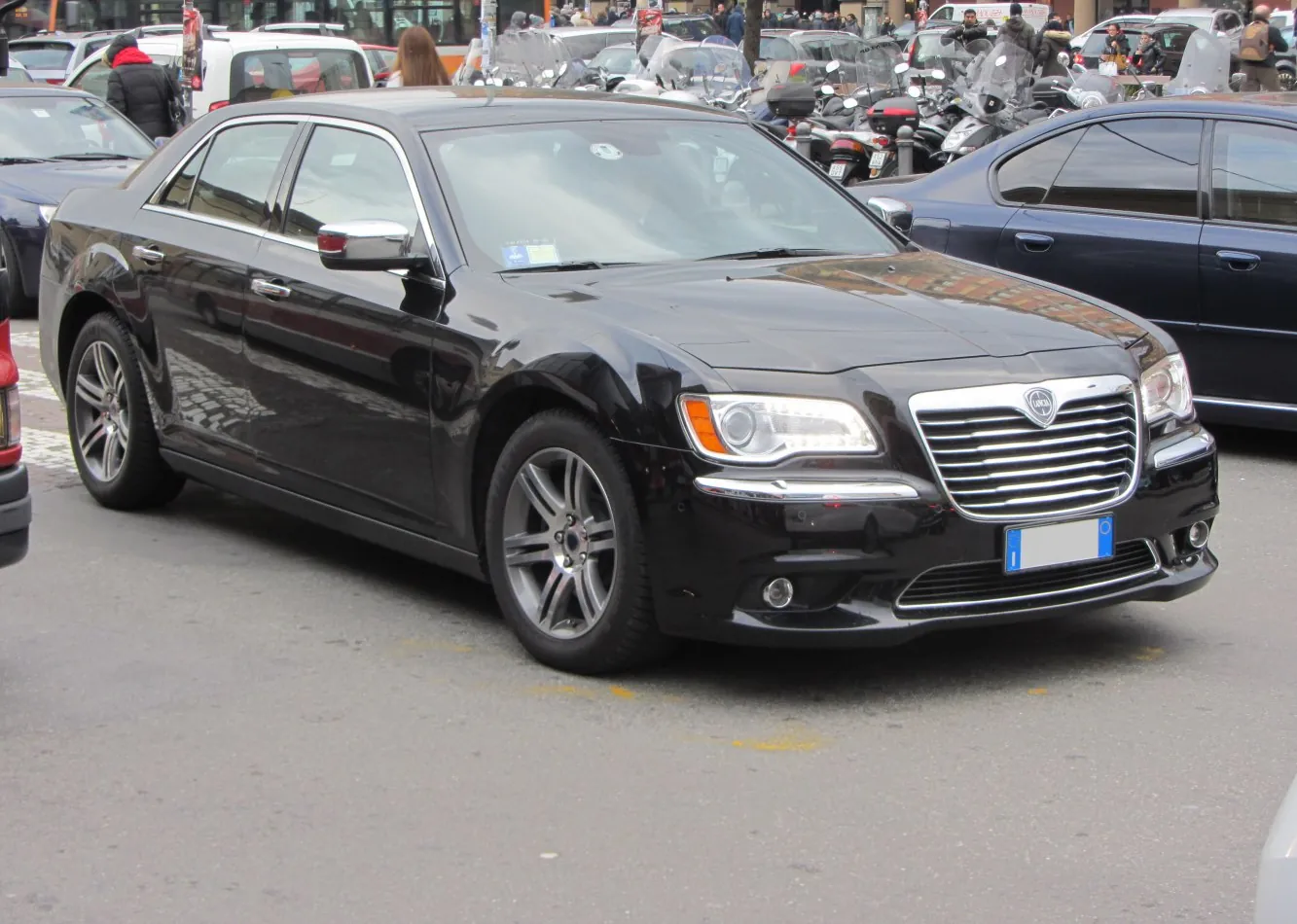 Lancia Thema (LX)