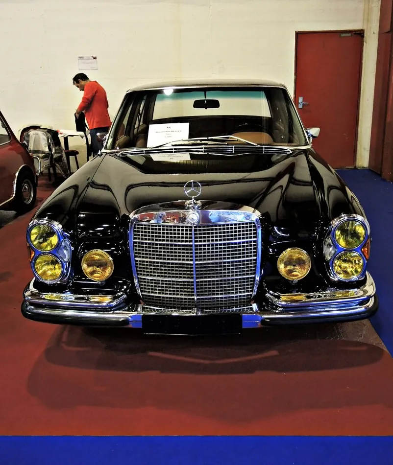 Mercedes-Benz W109 SEL