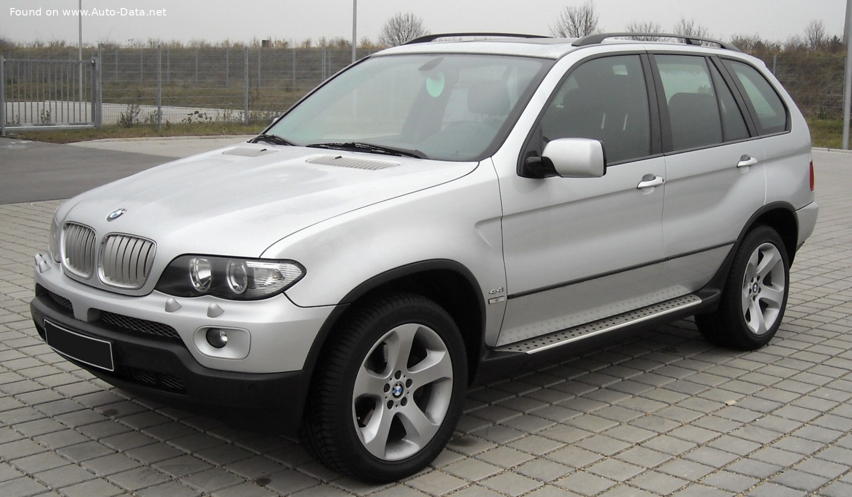 BMW X5 (E53 LCI, facelift 2003)