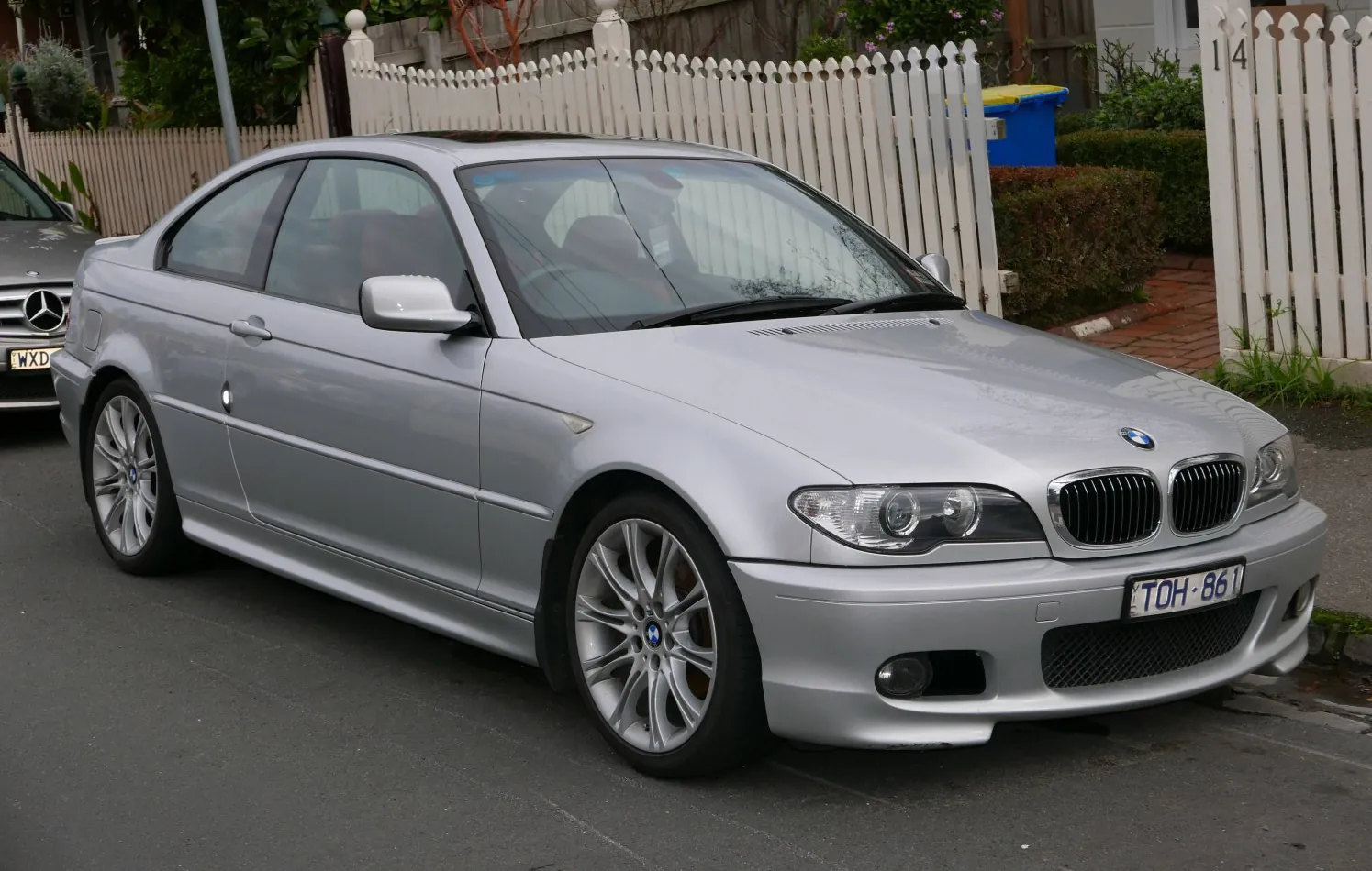 BMW 3 Series Coupe (E46, facelift 2003)