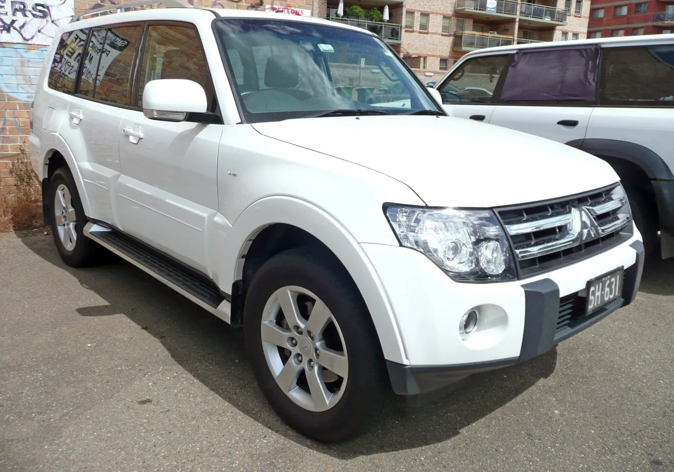 Mitsubishi Pajero IV