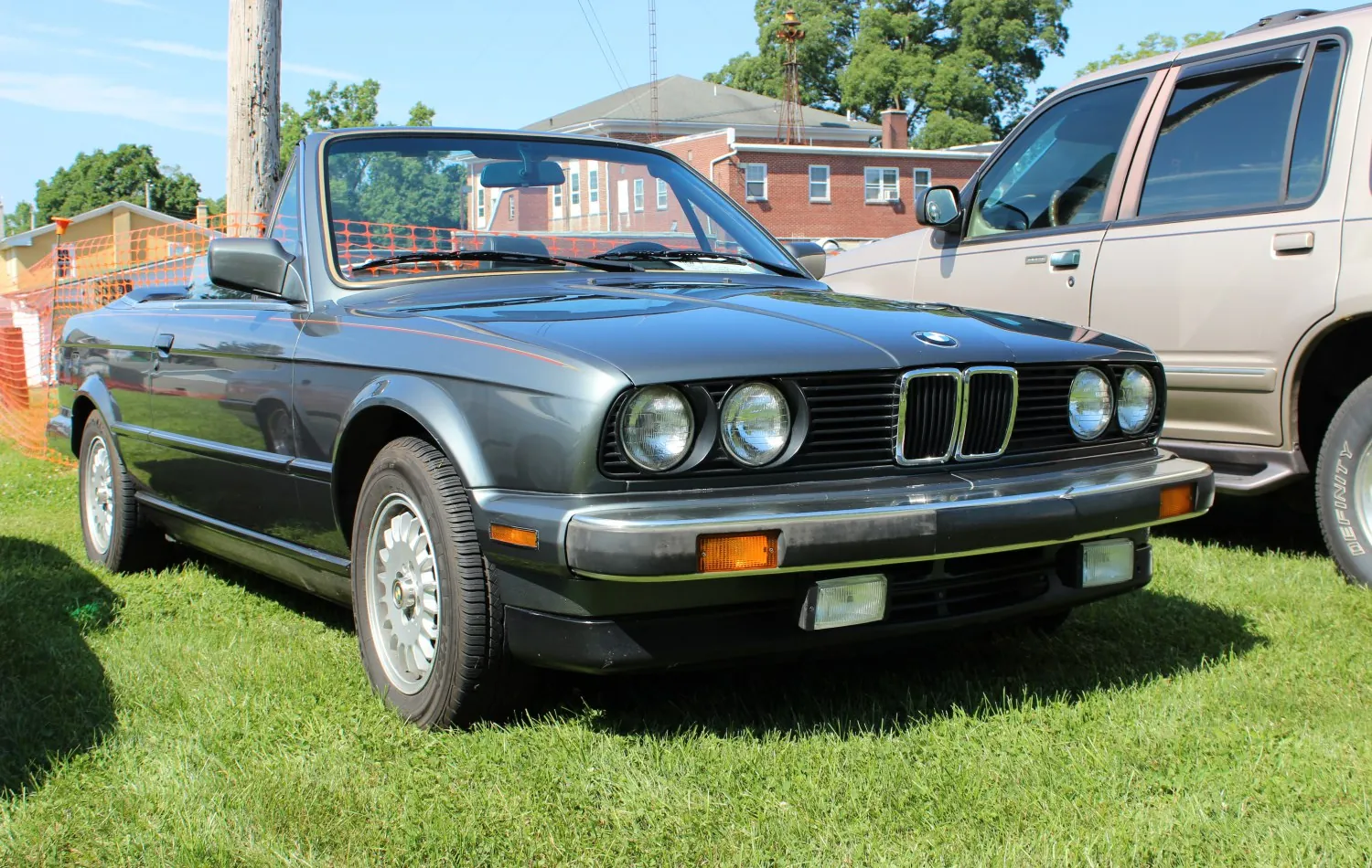 BMW 3 Series Convertible (E30)