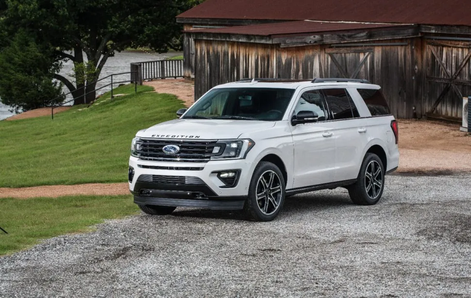 Ford Expedition IV (U553)
