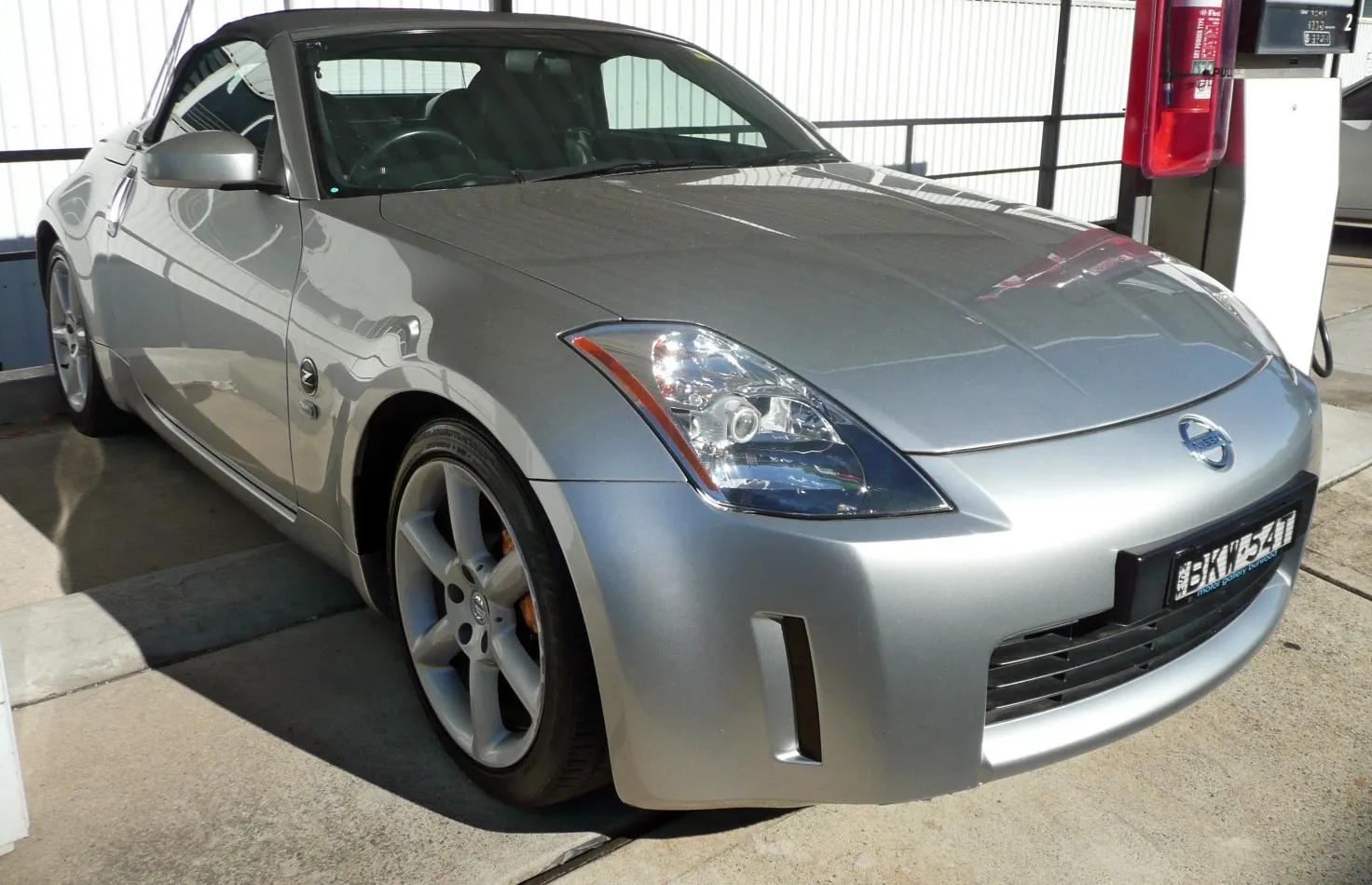 Nissan 350Z Roadster (Z33)