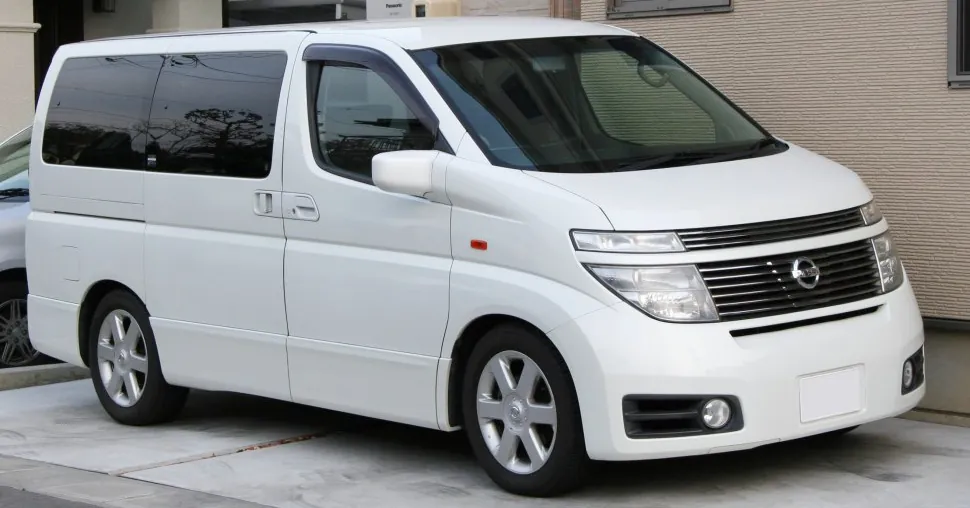 Nissan Elgrand (E51)