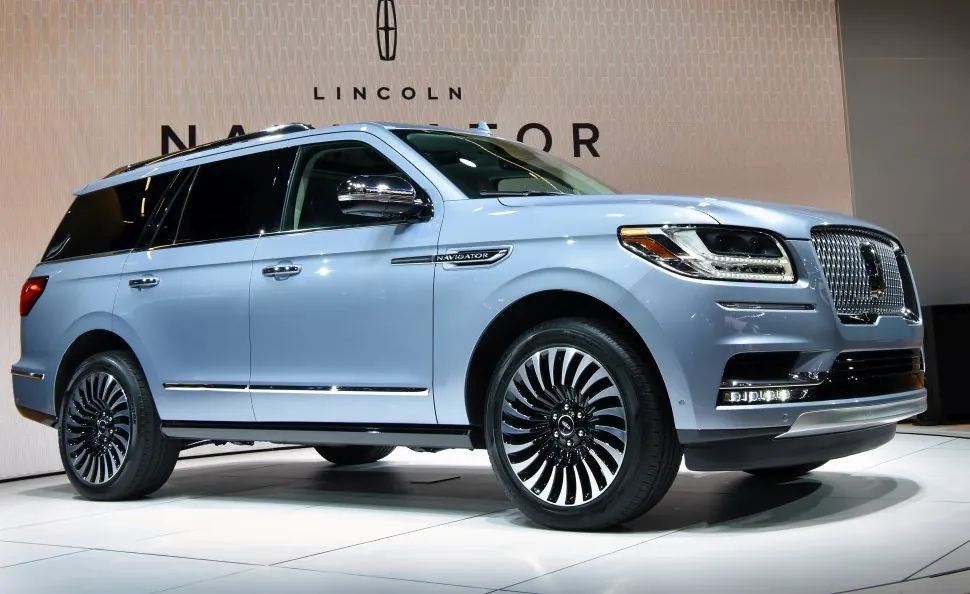 Lincoln Navigator IV