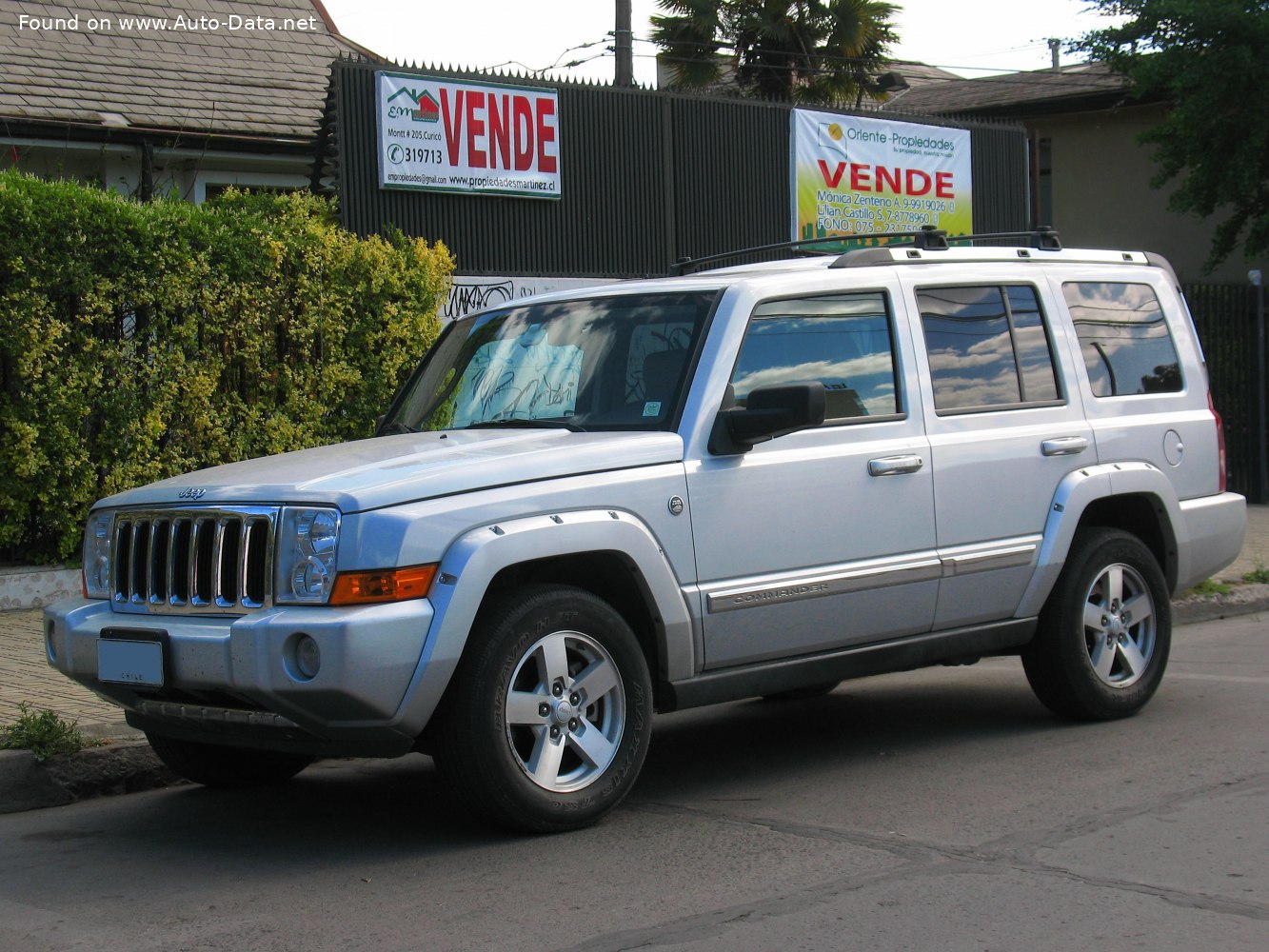 Jeep Commander (XK)