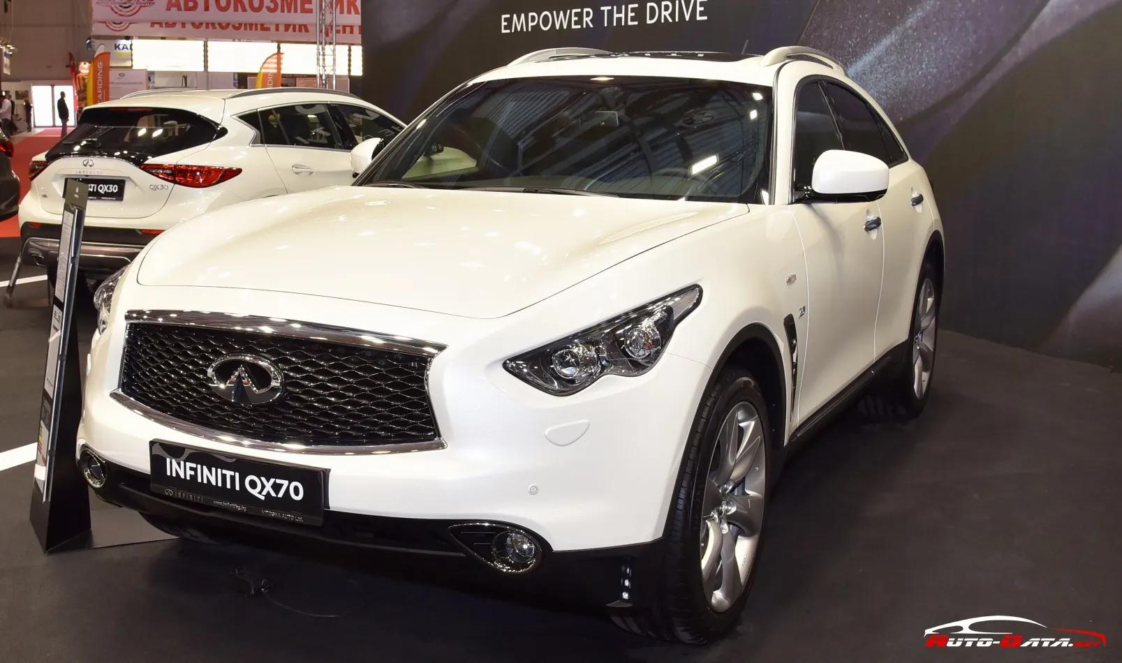 Infiniti QX70