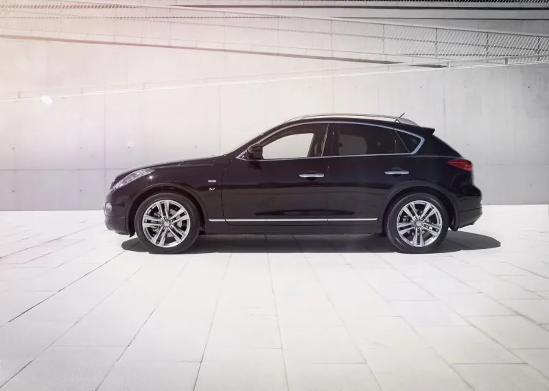 Infiniti QX50 I