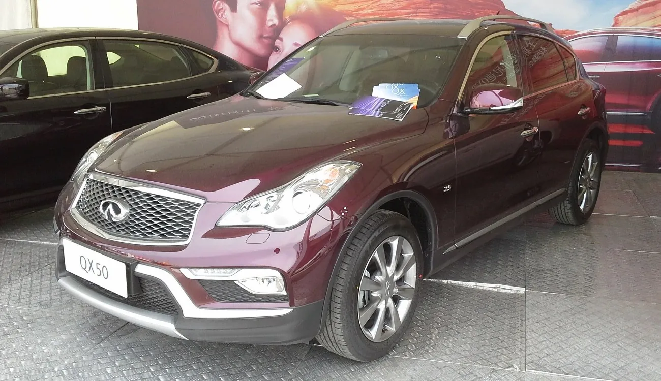 Infiniti QX50 I (facelift 2015)