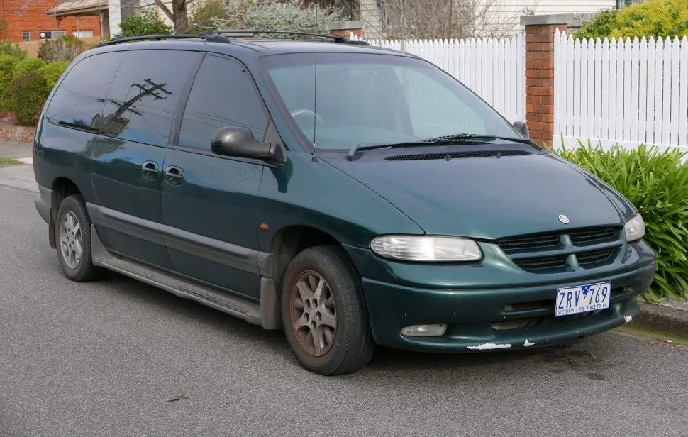Chrysler Grand Voyager III