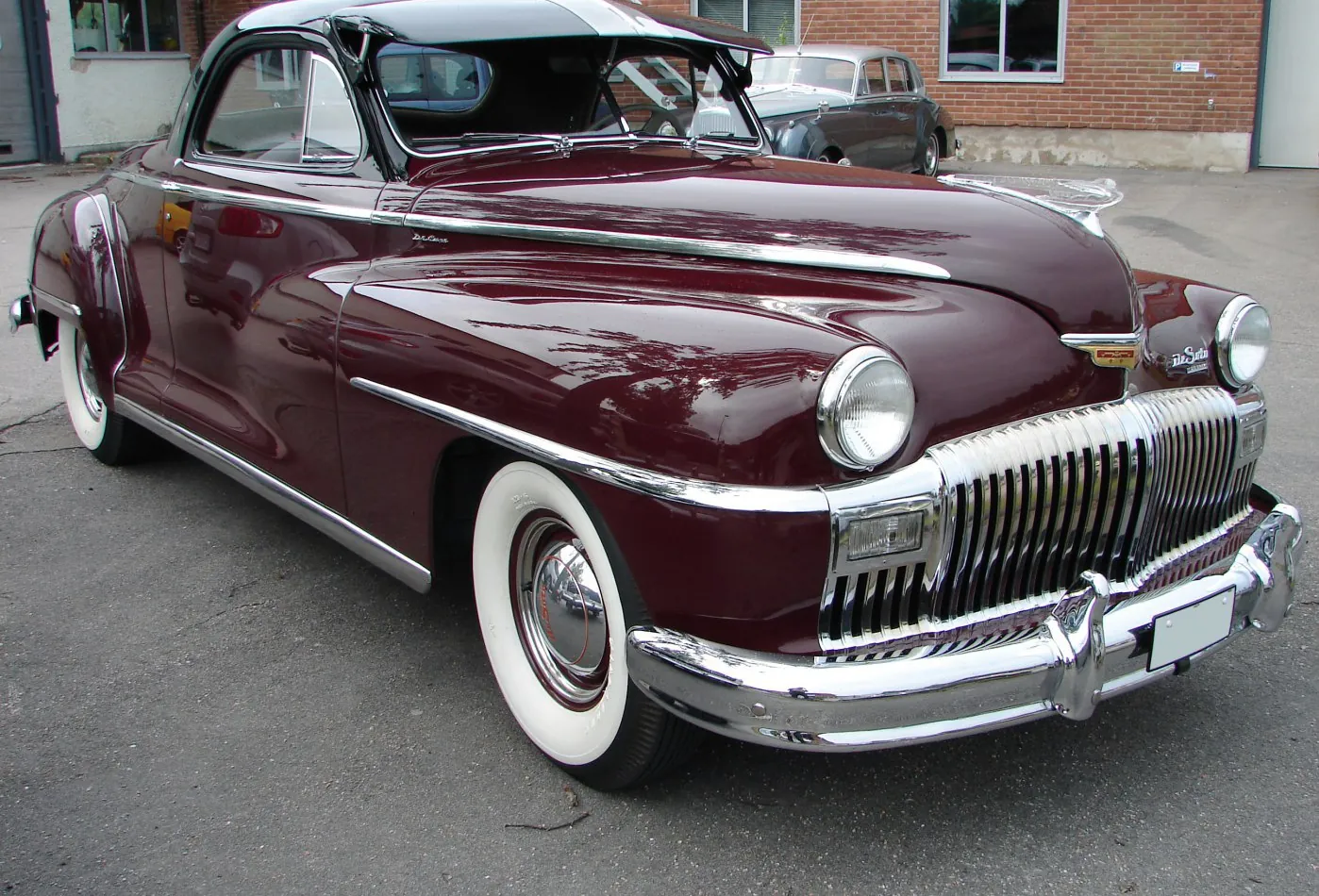 DeSoto Deluxe 3-Passenger Coupe