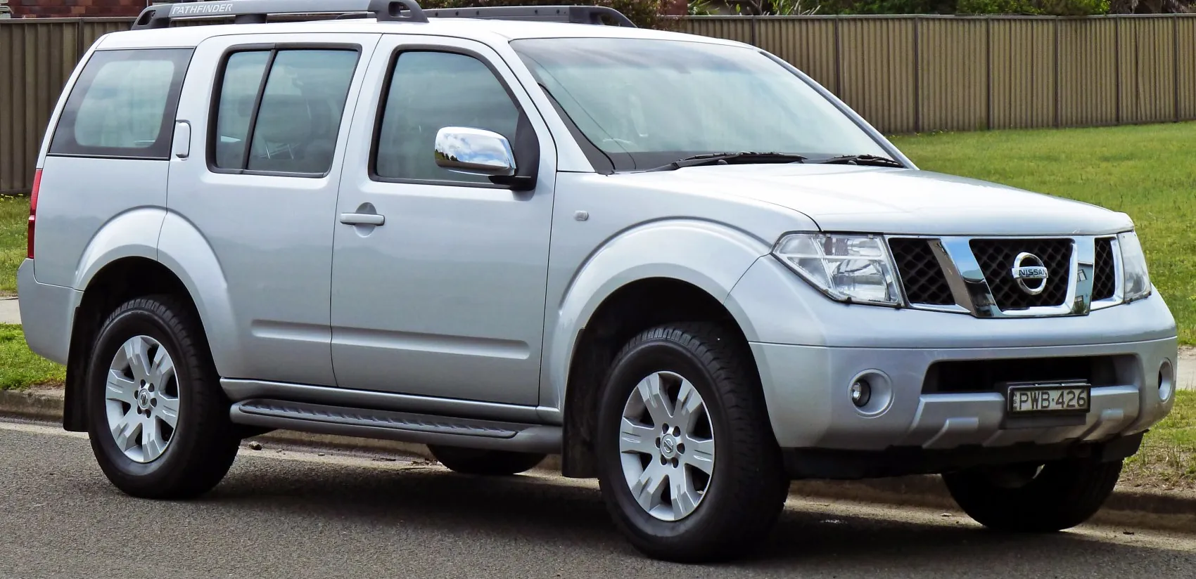 Nissan Pathfinder III