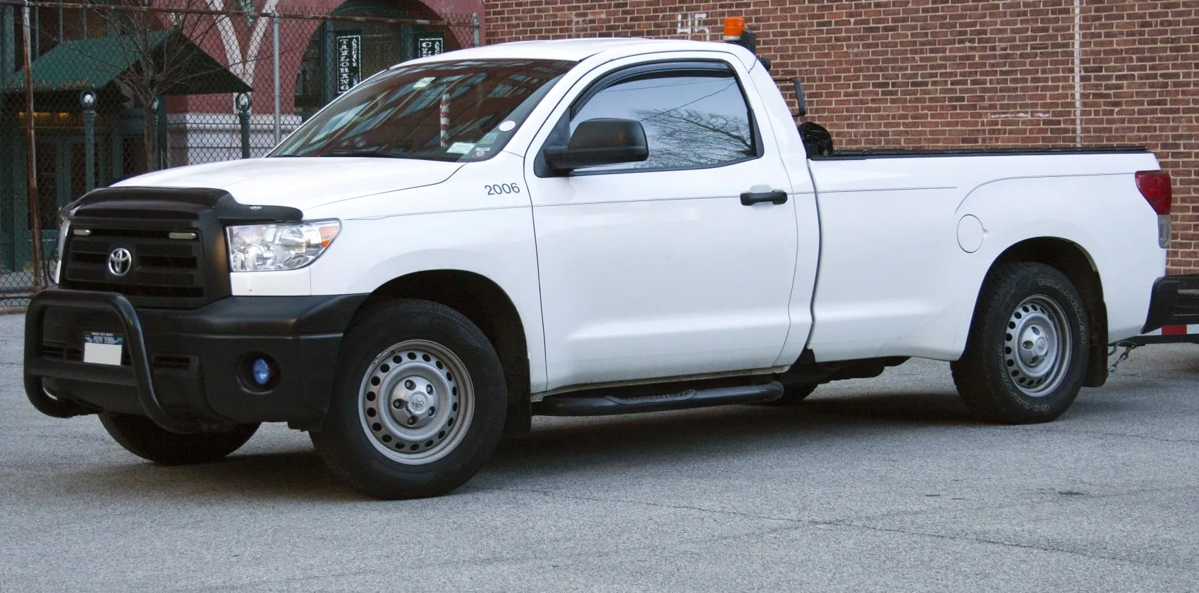Toyota Tundra II Regular Cab Long Bed (facelift 2010)