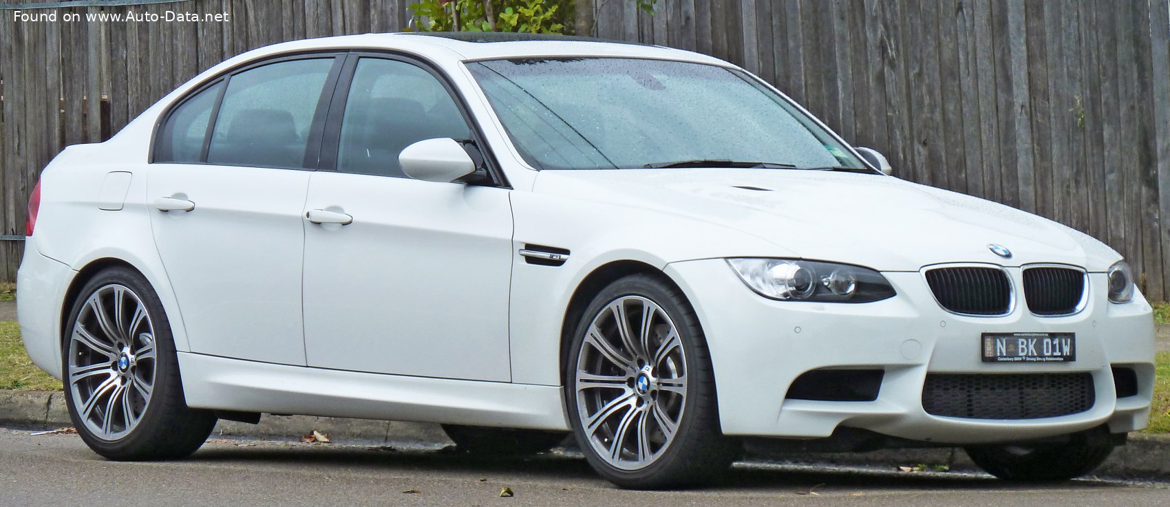 BMW M3 (E90 LCI, facelift 2008)