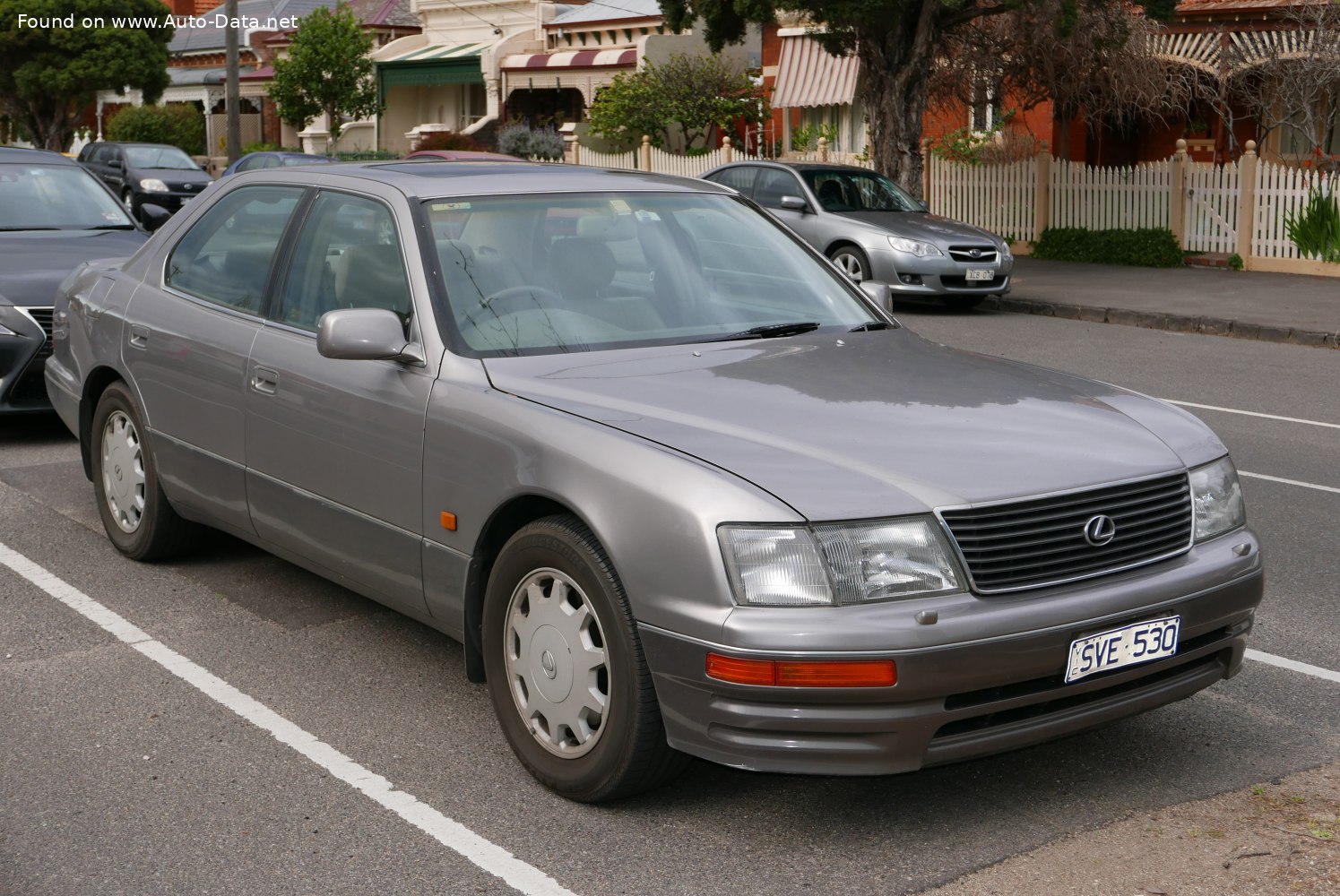 Lexus LS II