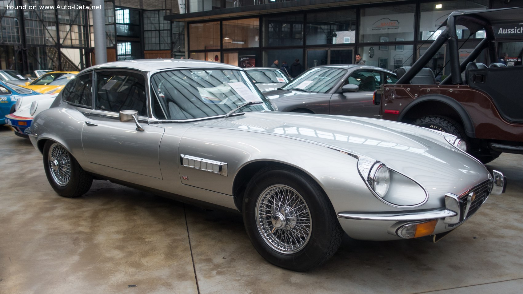 Jaguar E-type 2+2