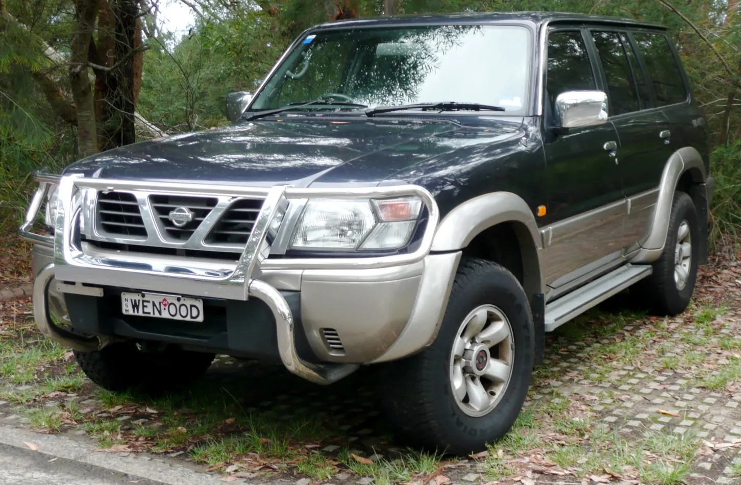 Nissan Patrol V 5-door (Y61)