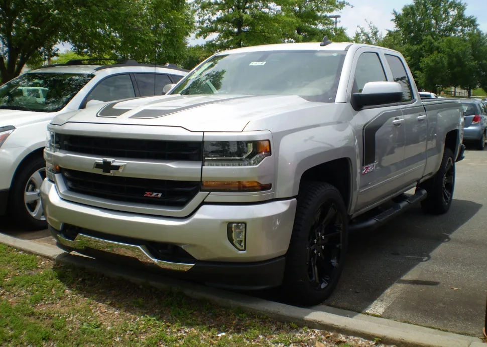 Chevrolet Silverado 1500 III (facelift 2016) Double Cab Standard Box