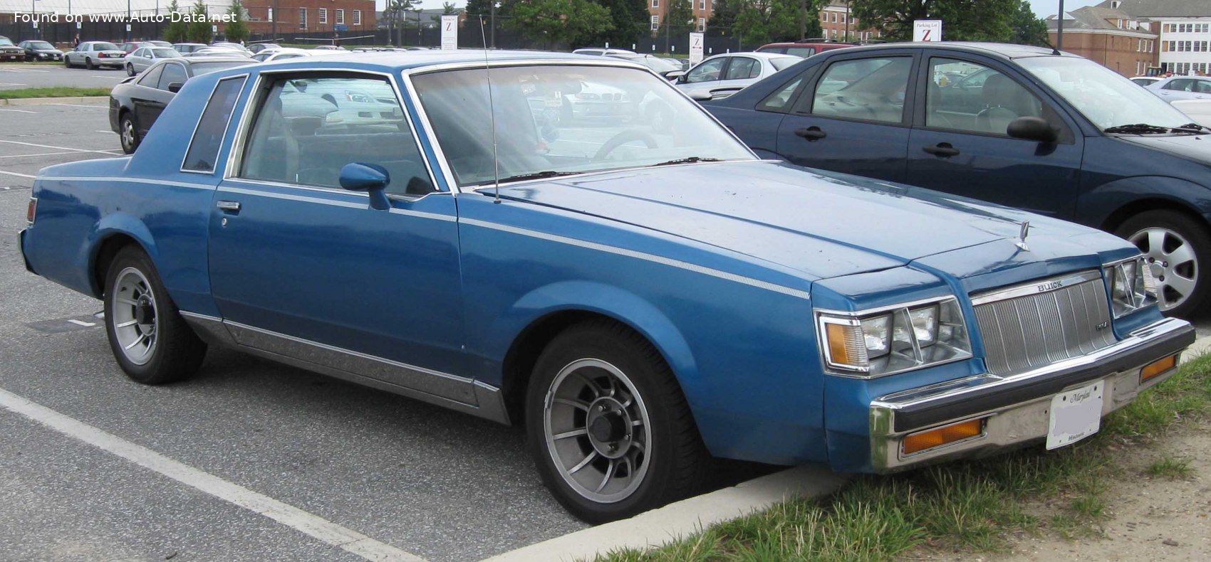 Buick Regal II Coupe (facelift 1981)