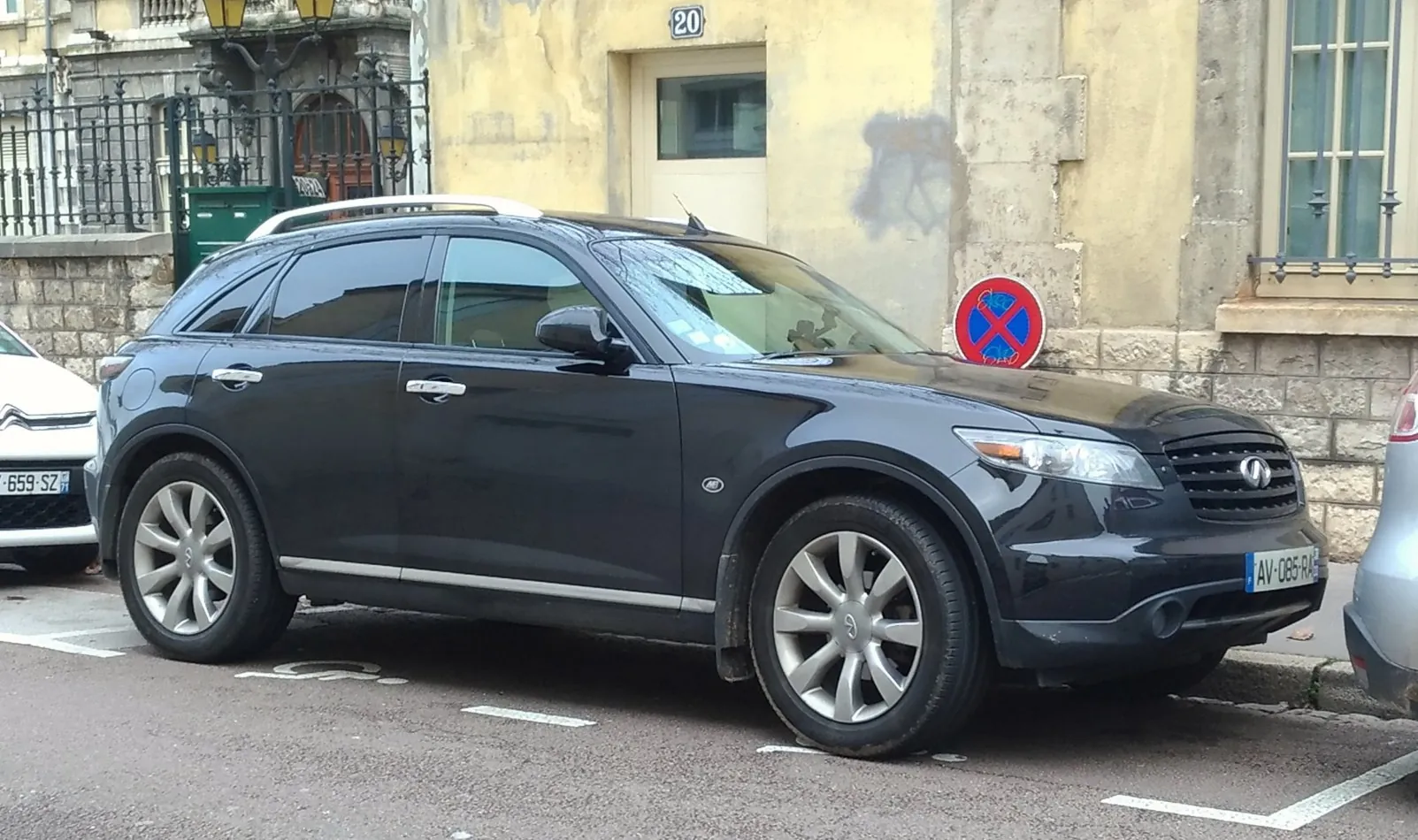 Infiniti FX I (facelift 2006)