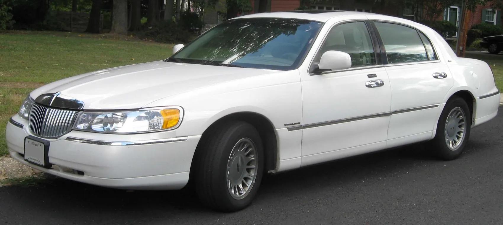 Lincoln Town Car III (FN145)