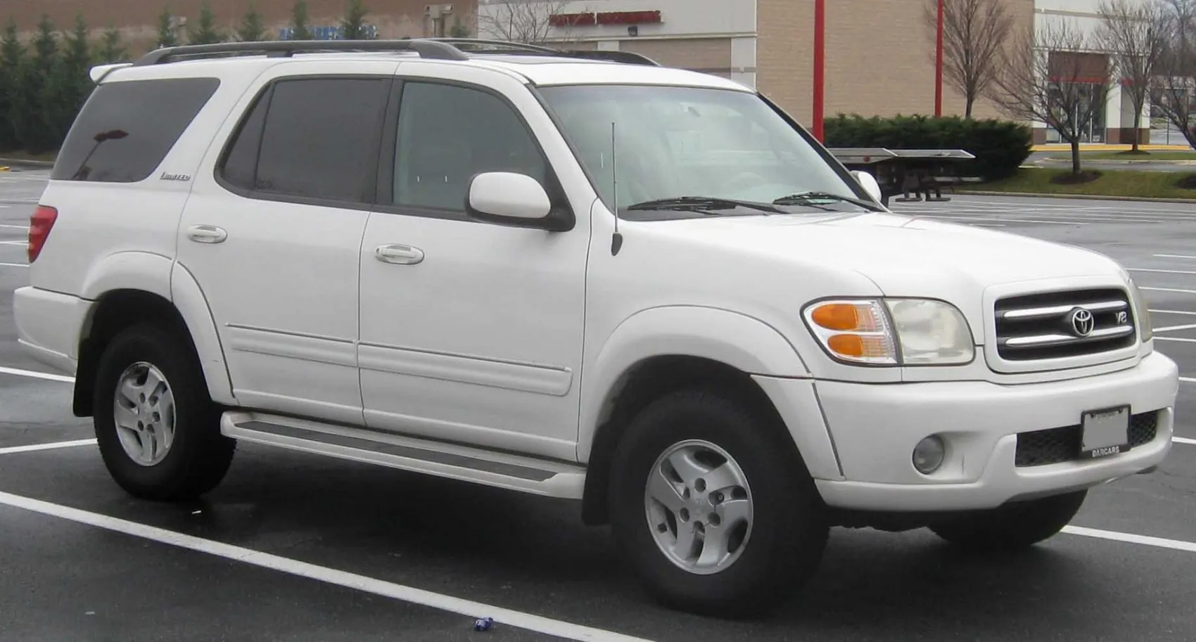 Toyota Sequoia I