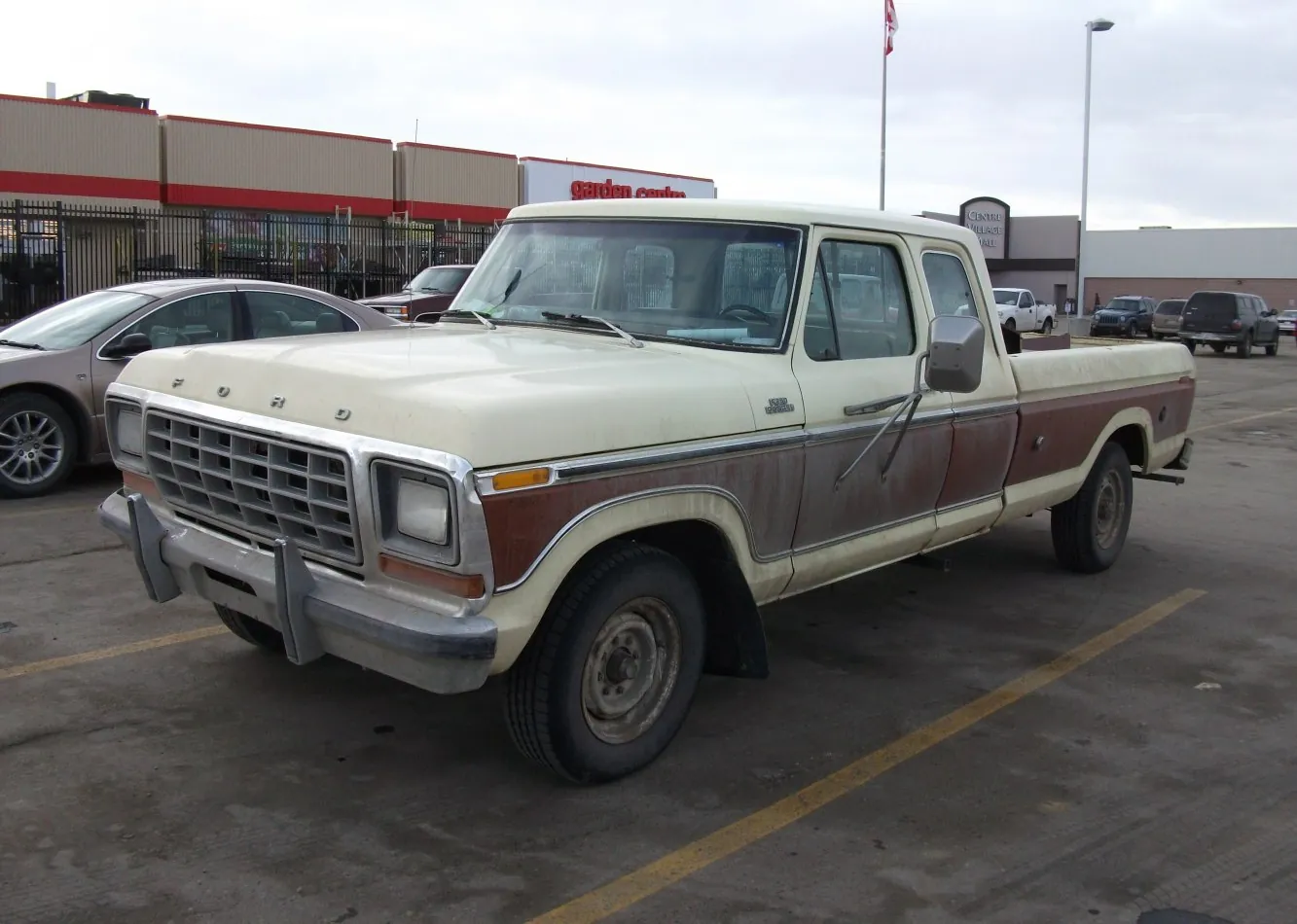 Ford F-Series F-250 VI SuperCab