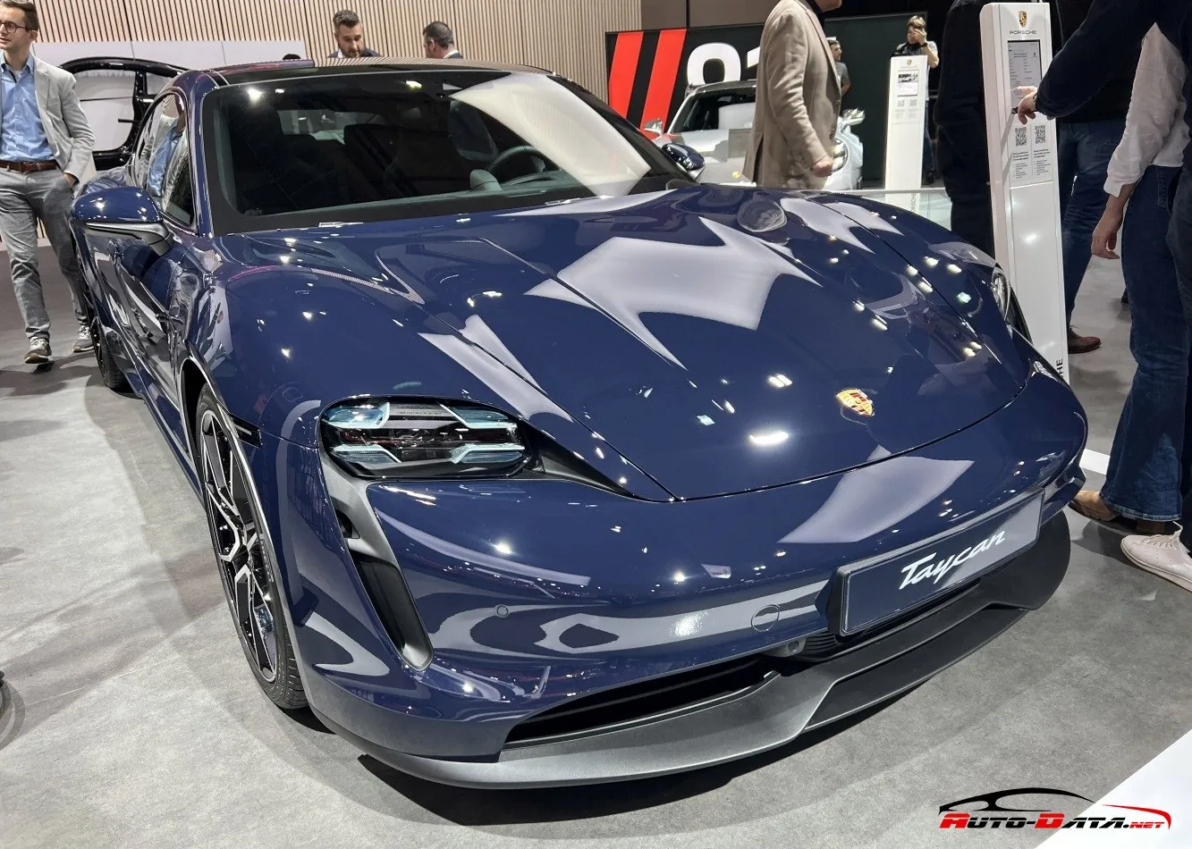 Porsche Taycan (Y1A)